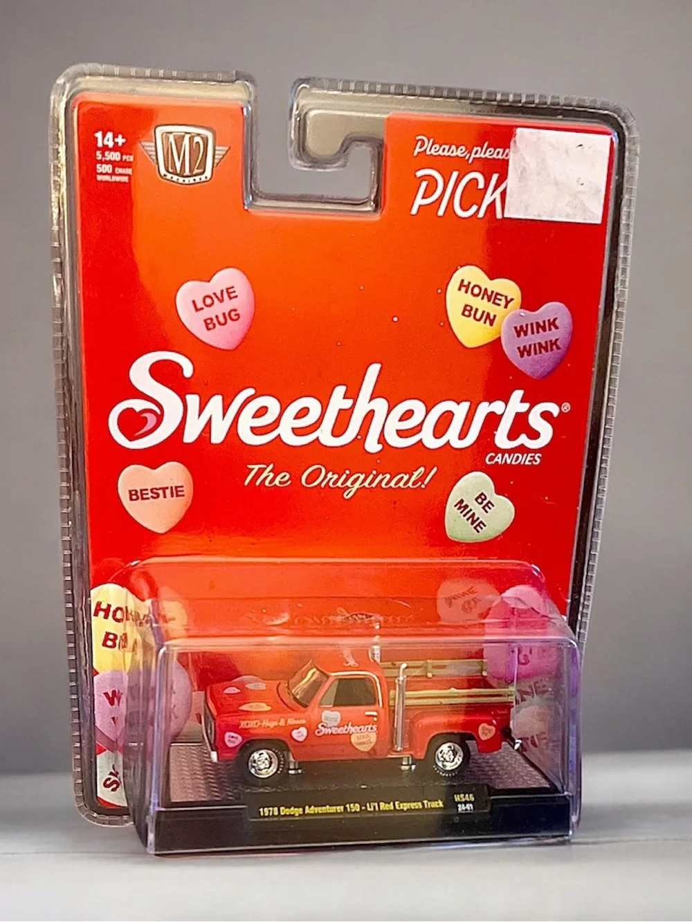 M2 Machines 1978 Dodge Adventurer 150-Li'l Red Express Truck - Sweethearts 1:64